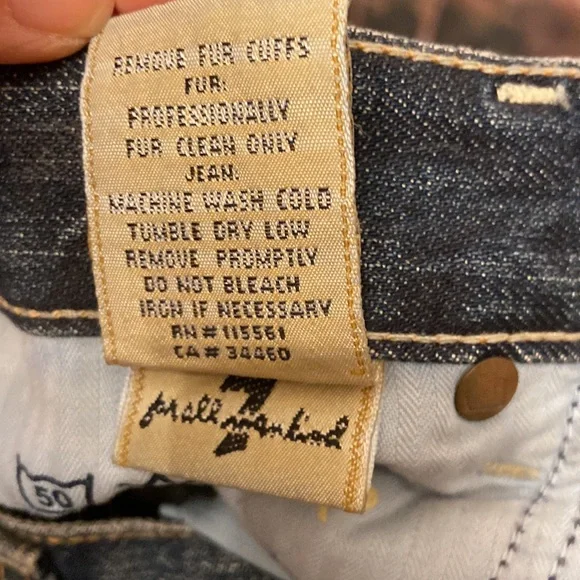 7 For All Mankind Fur Trim Crop Jean - Picture 5 of 9